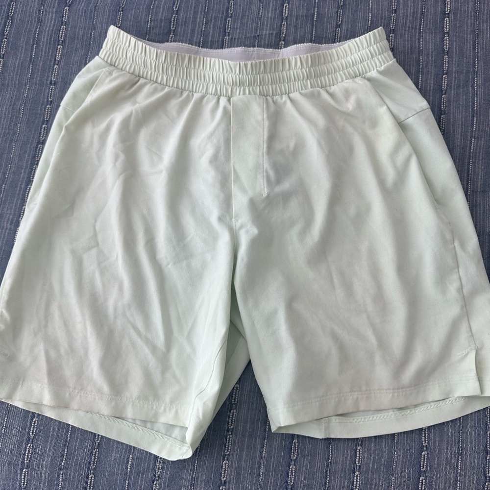 Lululemon Pool Short 7” Lined